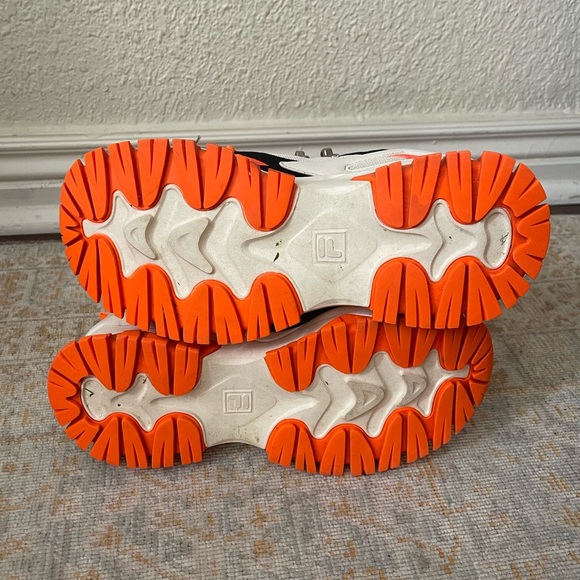 FILA, retro, “dad” sneakers - Picture 6 of 6